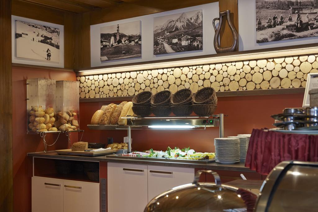 Hotel Rustika Lermoos Luaran gambar