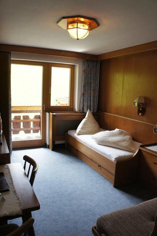 Hotel Rustika Lermoos Luaran gambar