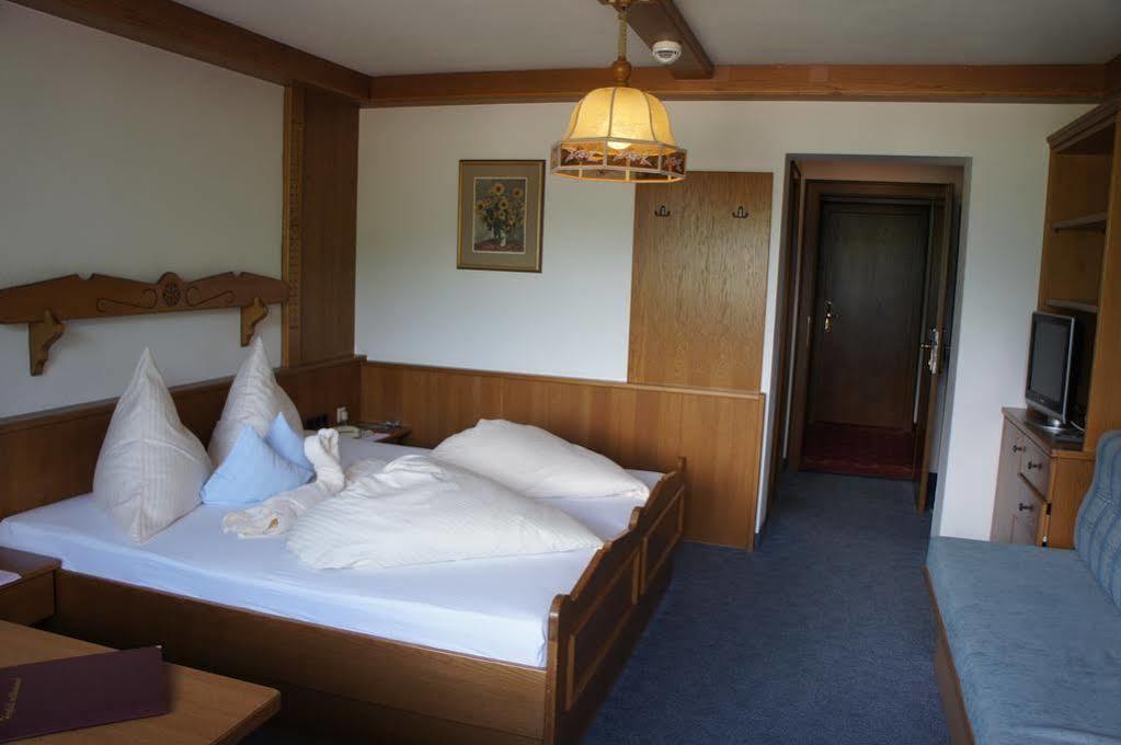 Hotel Rustika Lermoos Luaran gambar
